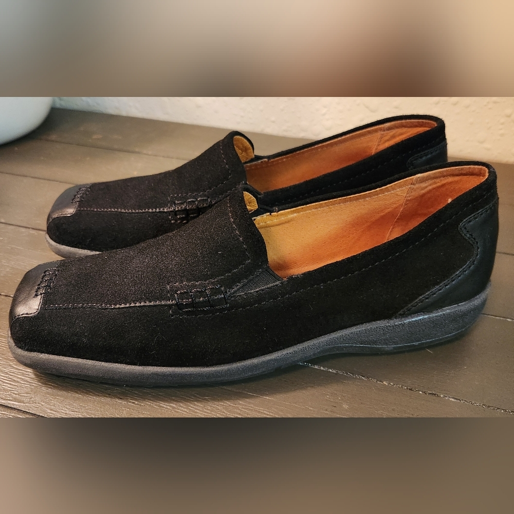 Spring Step Black Suede Flats